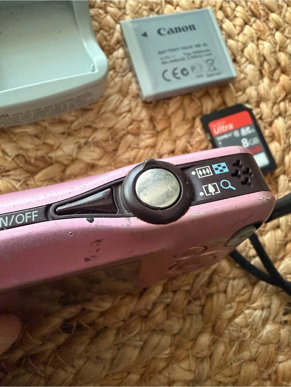 Canon Pink PowerShot Digital Camera with Charger and Battery